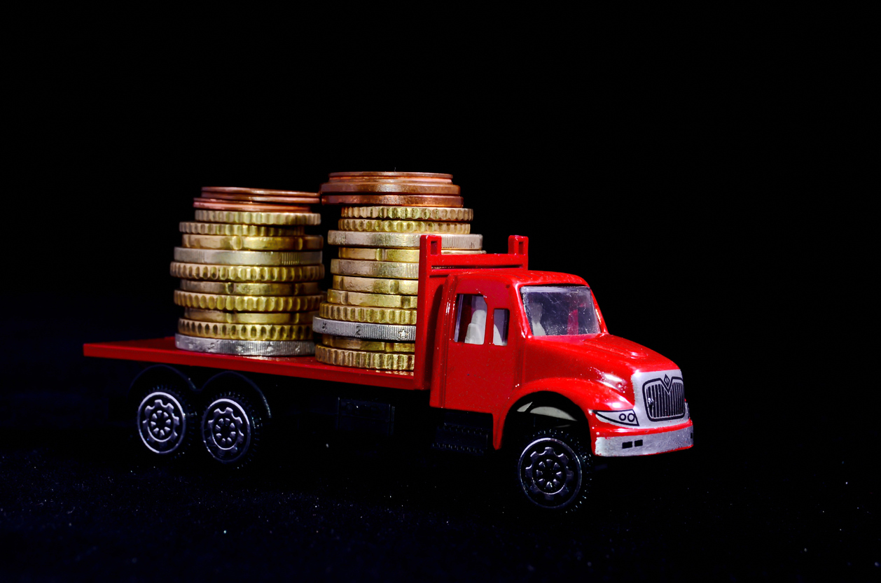What Is the Average Pay for a Truck Driver? CDL Compensation Rates